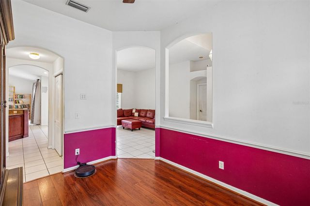 2302 TOWERING OAKS CIRCLE, Seffner, FL 33584