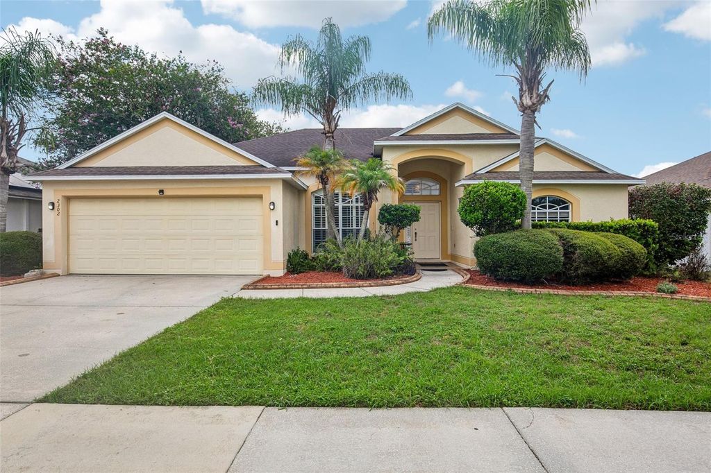 2302 TOWERING OAKS CIRCLE, Seffner, FL 33584