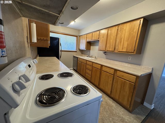 1503 N 2ND Ave, Kelso, WA 98626