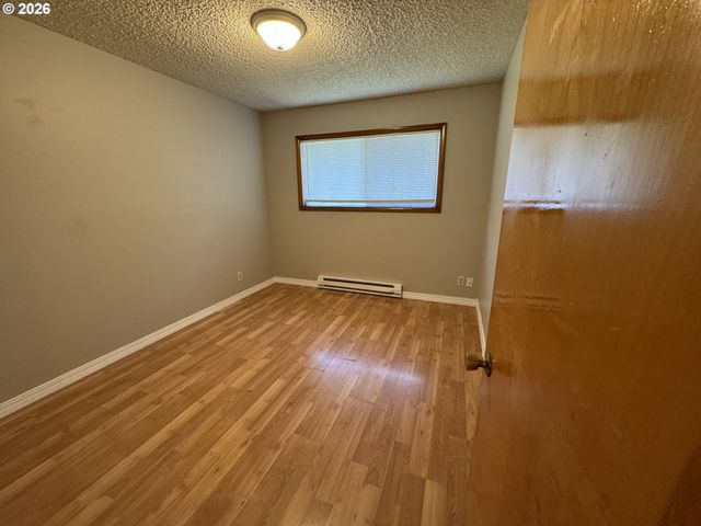 1503 N 2ND Ave, Kelso, WA 98626