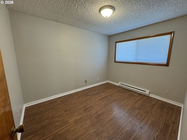 1503 N 2ND Ave, Kelso, WA 98626