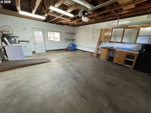 1503 N 2ND Ave, Kelso, WA 98626