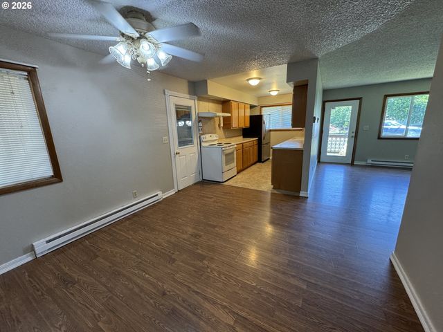 1503 N 2ND Ave, Kelso, WA 98626
