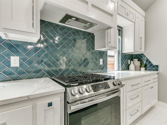 10121 St Patrick Drive, Midwest City, OK 73130