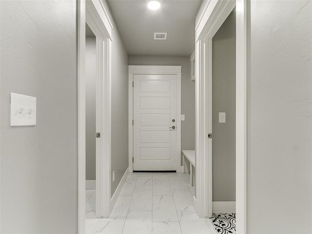 10121 St Patrick Drive, Midwest City, OK 73130