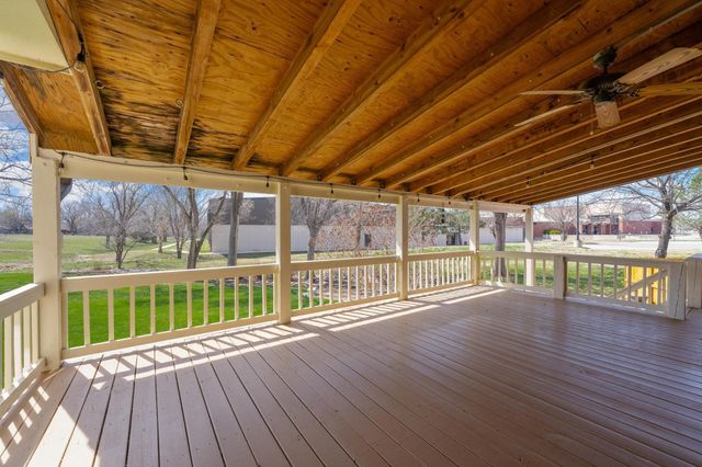 2225 N Gentry Ln, El Dorado, KS 67042