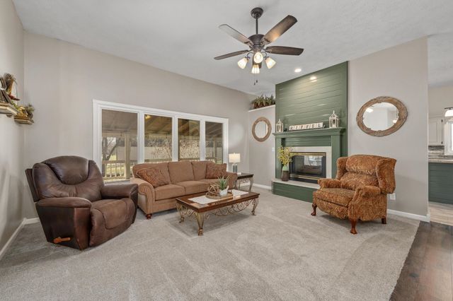 2225 N Gentry Ln, El Dorado, KS 67042