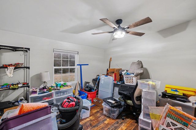 44 Opossum Hollow Rd, Gordonsville, TN 38563