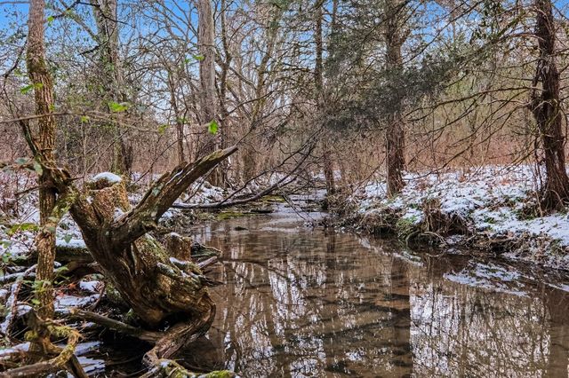 44 Opossum Hollow Rd, Gordonsville, TN 38563