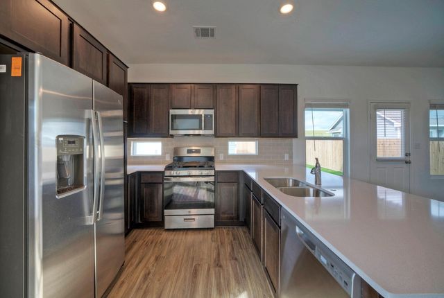 1317 Linwood ST, Leander, TX 78641