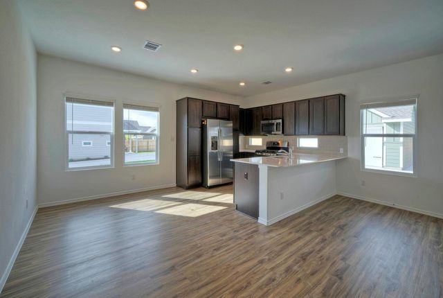 1317 Linwood ST, Leander, TX 78641