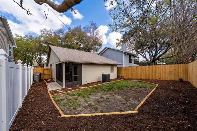 1254 INDIAN BLUFF DRIVE, Apopka, FL 32703