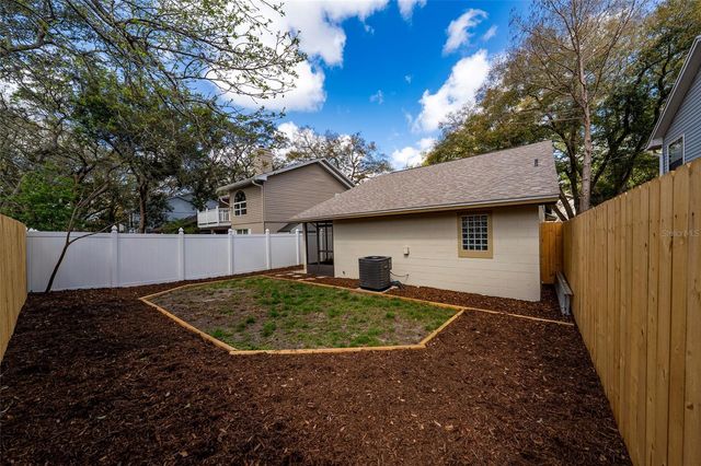 1254 INDIAN BLUFF DRIVE, Apopka, FL 32703