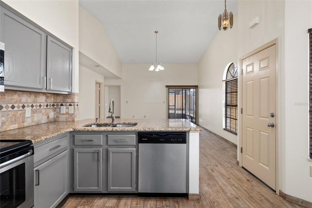 1254 INDIAN BLUFF DRIVE, Apopka, FL 32703