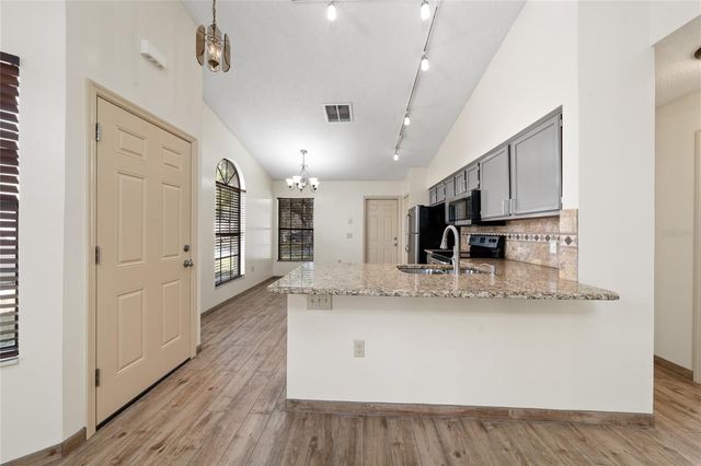 1254 INDIAN BLUFF DRIVE, Apopka, FL 32703