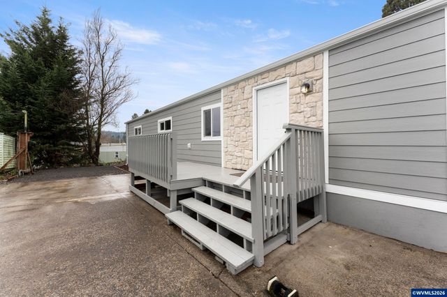 4424 SE Roethe Rd 3, Milwaukie, OR 97267