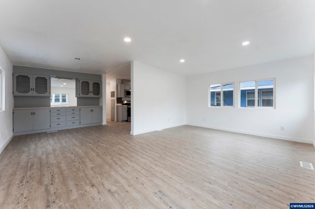 4424 SE Roethe Rd 3, Milwaukie, OR 97267