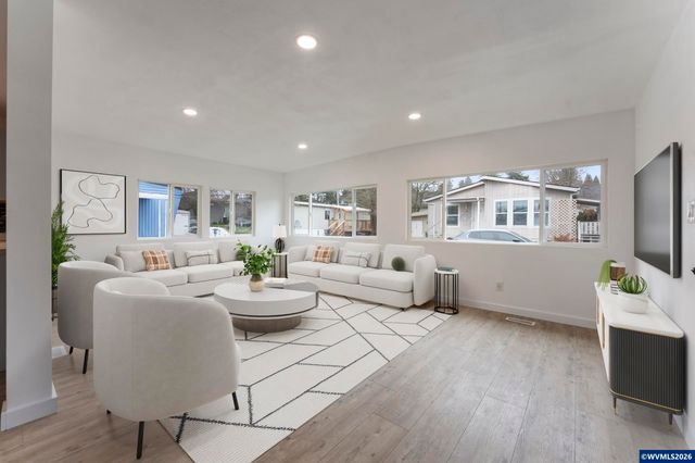 4424 SE Roethe Rd 3, Milwaukie, OR 97267