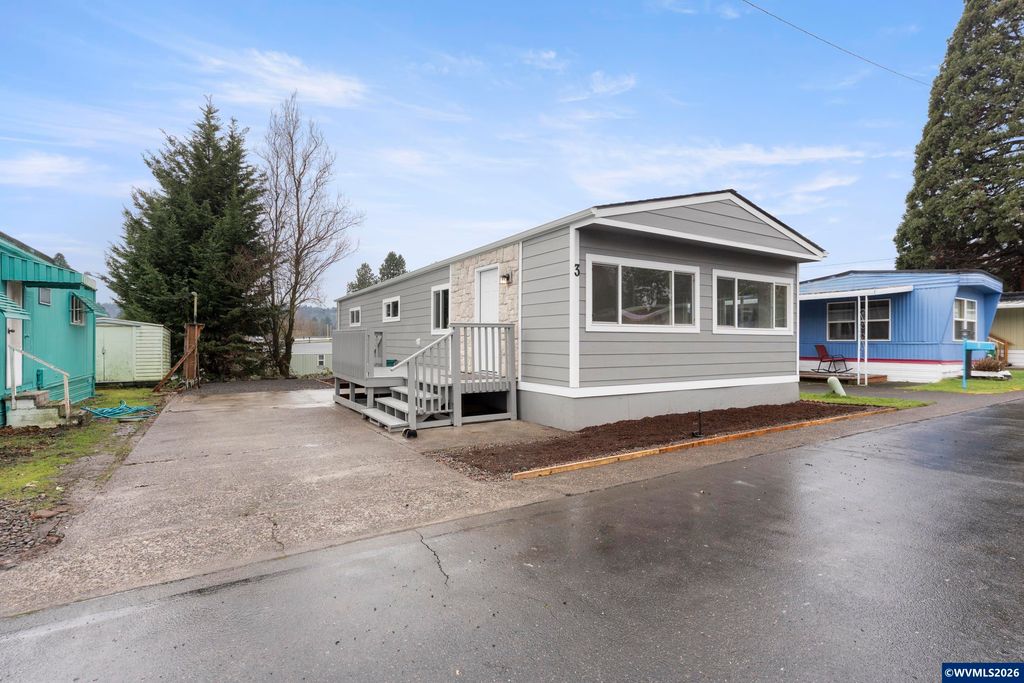 4424 SE Roethe Rd 3, Milwaukie, OR 97267