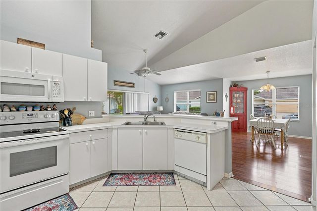 3013 LIVE OAK LANE 31, Palmetto, FL 34221