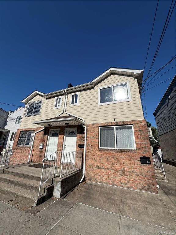 2018 121st Street 2nd Floor, College Point, NY 11356