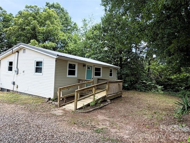 68 Doc Stokes Drive, Taylorsville, NC 28681