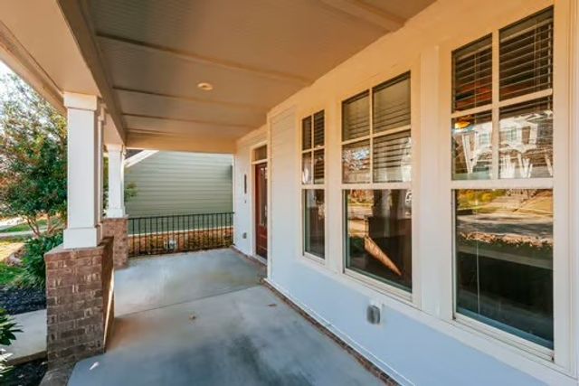 2792 Americus Dr, Thompsons Station, TN 37179