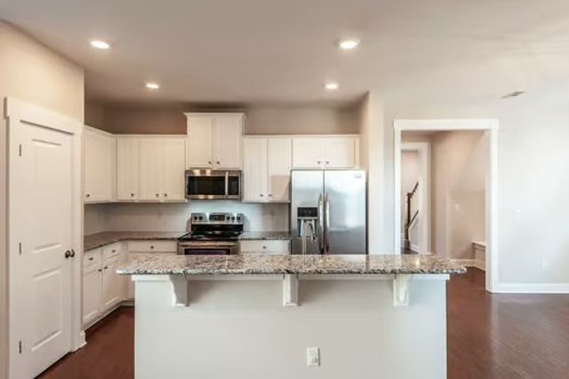 2792 Americus Dr, Thompsons Station, TN 37179