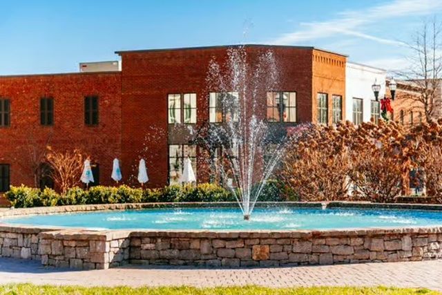 2792 Americus Dr, Thompsons Station, TN 37179