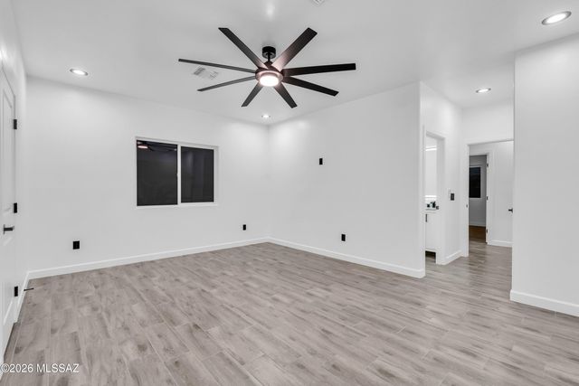 7853 S Cardinal Avenue, Tucson, AZ 85746