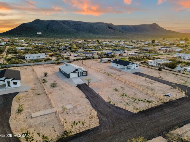 7853 S Cardinal Avenue, Tucson, AZ 85746