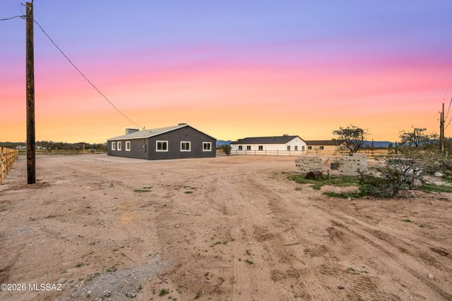 7853 S Cardinal Avenue, Tucson, AZ 85746