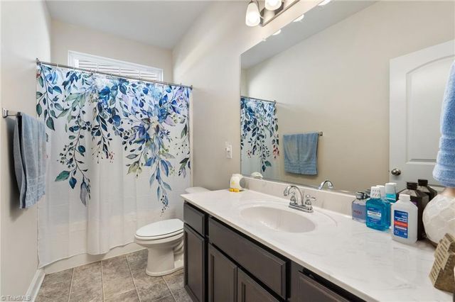 1378 Land Grove Drive, Kernersville, NC 27284