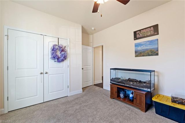 1378 Land Grove Drive, Kernersville, NC 27284