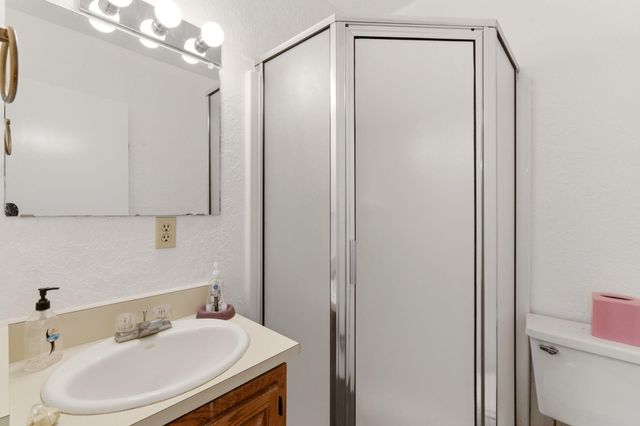 8805 Rio Grande Boulevard NW, Los Ranchos, NM 87114