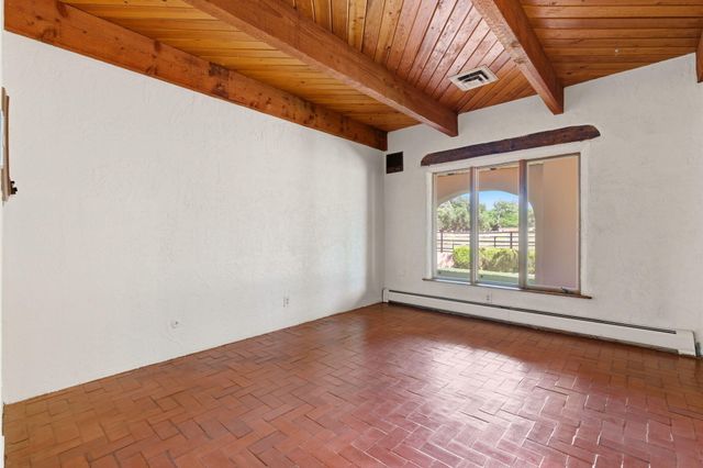 8805 Rio Grande Boulevard NW, Los Ranchos, NM 87114