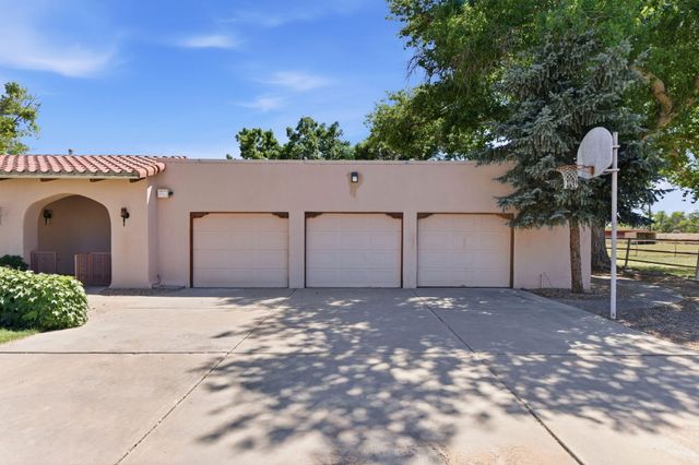 8805 Rio Grande Boulevard NW, Los Ranchos, NM 87114