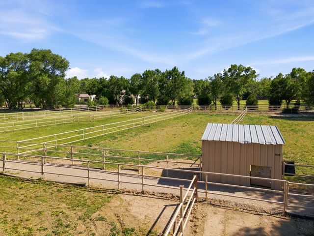 8805 Rio Grande Boulevard NW, Los Ranchos, NM 87114