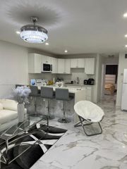 2905 Pierce St 7, Hollywood, FL 33020