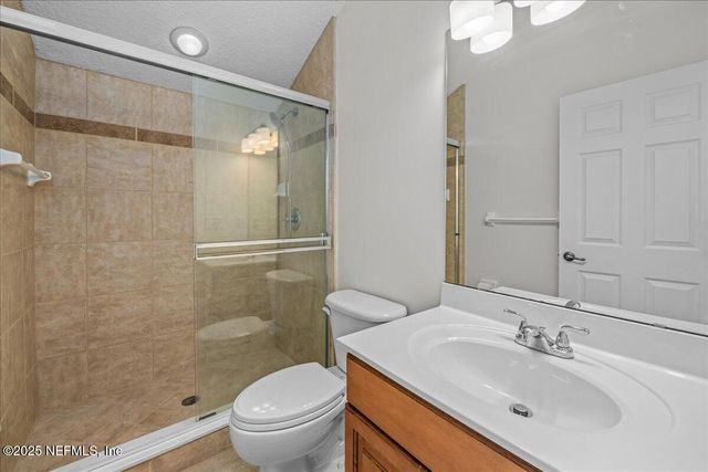 1821 VISTA LAKES Drive, Fleming Island, FL 32003