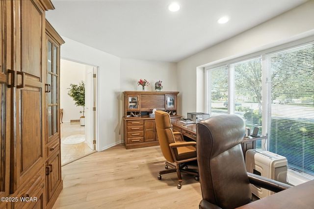 845 Atalan Trail, Lima, OH 45805