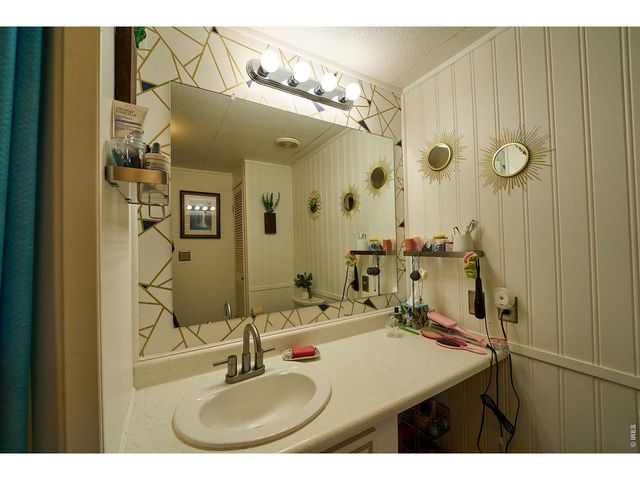 2828 Mango Pl, Loveland, CO 80537