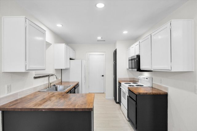 6403 Minuteman Lane, Arlington, TX 76002