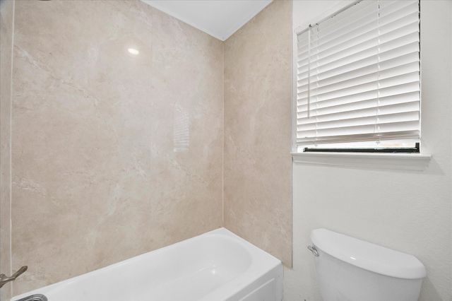 6403 Minuteman Lane, Arlington, TX 76002