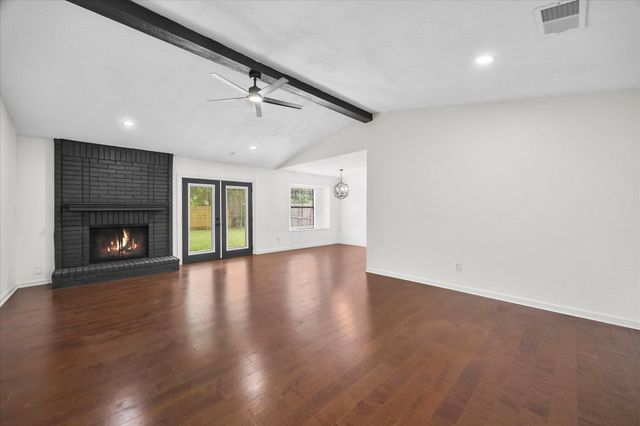6403 Minuteman Lane, Arlington, TX 76002