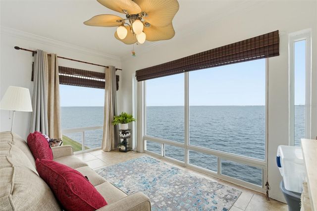 1 COLONY POINT DRIVE 16C, Punta Gorda, FL 33950