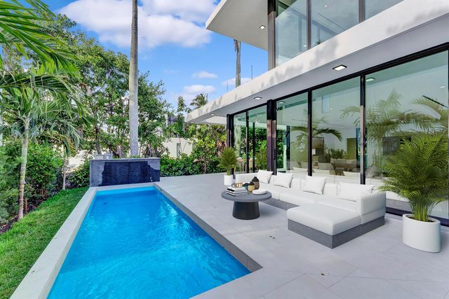 2130 S Miami Avenue, Miami, FL 33129