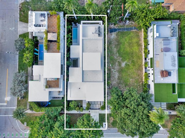 2130 S Miami Avenue, Miami, FL 33129