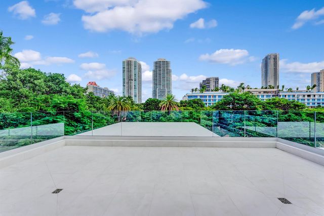 2130 S Miami Avenue, Miami, FL 33129