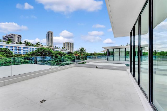2130 S Miami Avenue, Miami, FL 33129